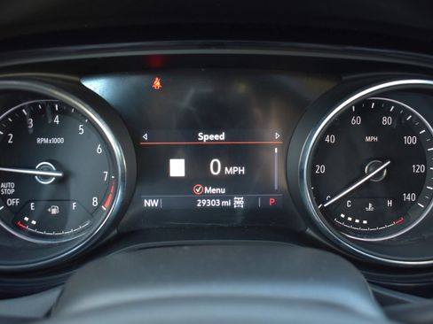 Used 2020 Buick Encore GX Essence w/ Experience Buick Package AWD/4WD image 58