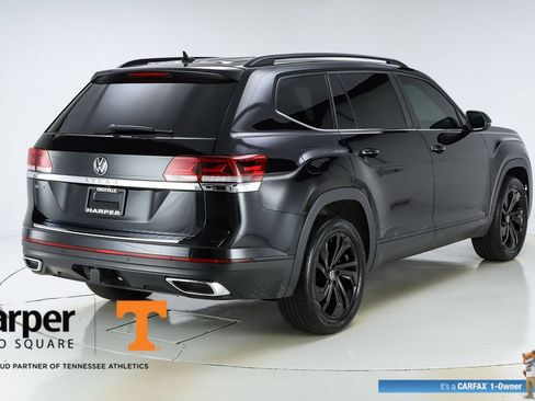 Used 2023 Volkswagen Atlas SE w/ Black Wheel Package FWD image 9
