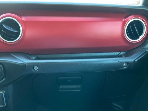 Used 2021 Jeep Gladiator Rubicon image 41