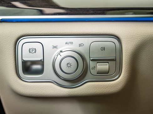 New 2026 Mercedes-Benz GLS 450 4MATIC image 29
