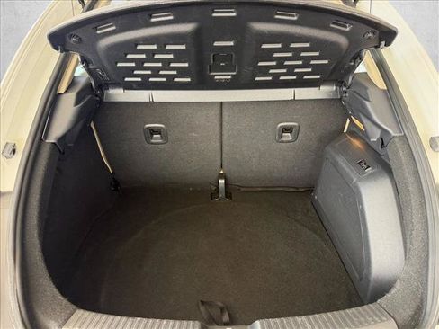 Used 2013 Volkswagen Beetle 2.5 FWD image 18