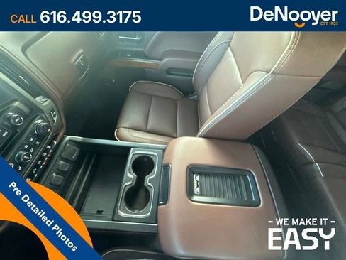 Used 2017 Chevrolet Silverado 2500 High Country w/ Duramax Plus Package AWD/4WD image 27