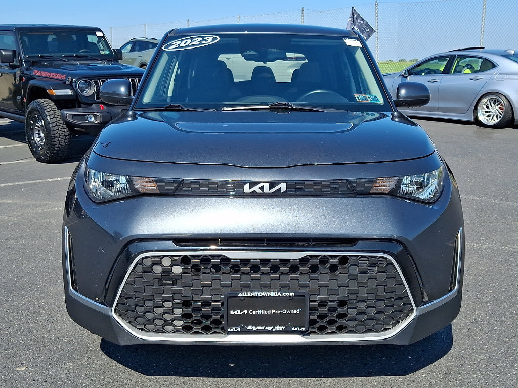 Used 2023 Kia Soul EX FWD image 2