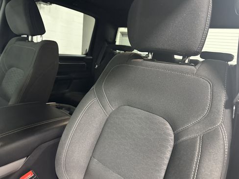 Used 2025 RAM 1500 Big Horn AWD/4WD image 13