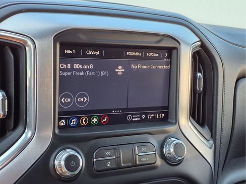 Used 2022 GMC Sierra 2500 SLT w/ SLT Convenience Package image 9