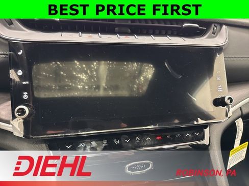 New 2026 Jeep Grand Cherokee Altitude AWD/4WD image 29