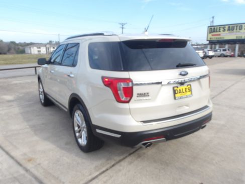 Used 2018 Ford Explorer Limited w/ Equipment Group 301A image 14
