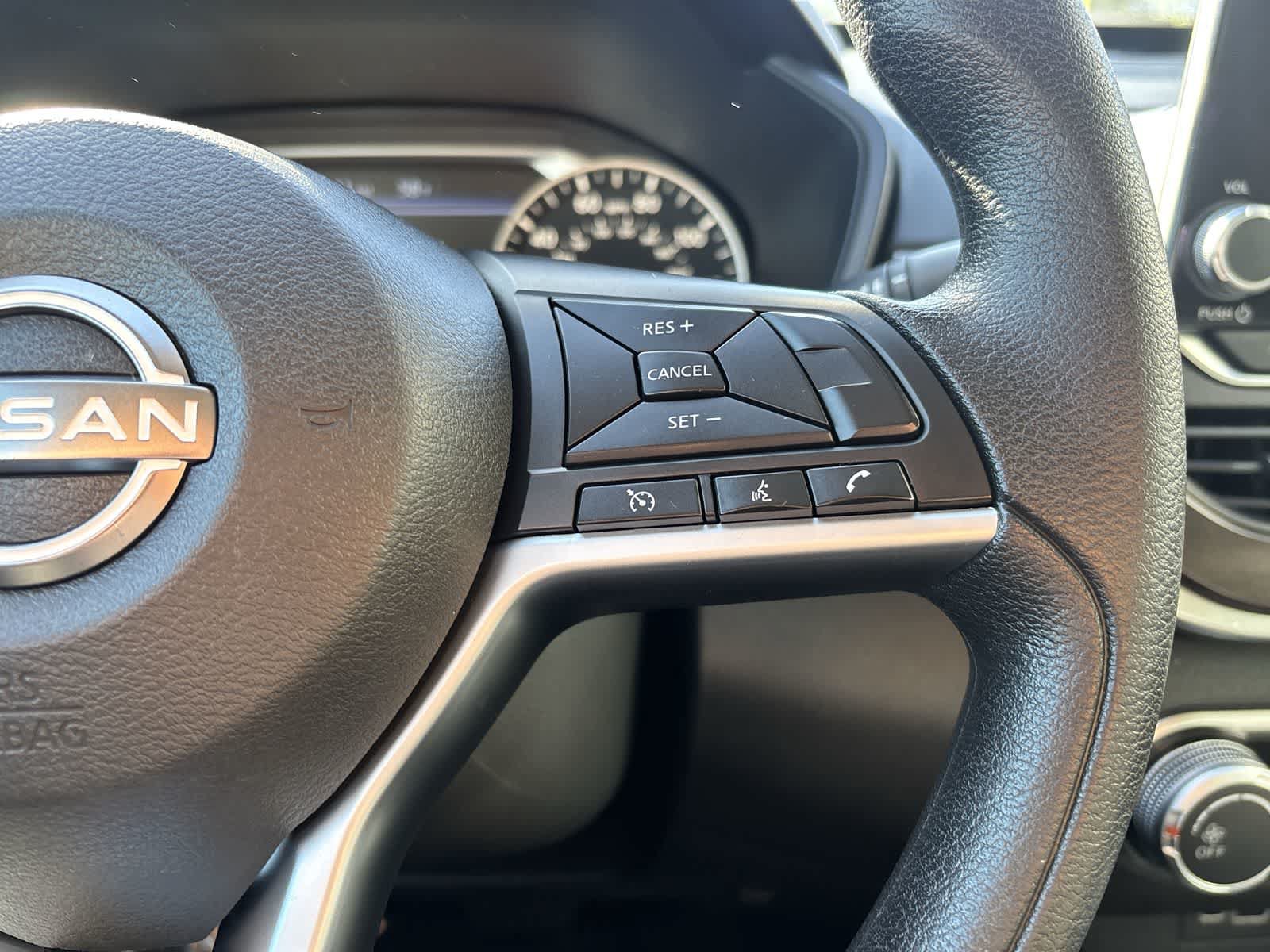 Used 2024 Nissan Altima 2.5 SV FWD image 15