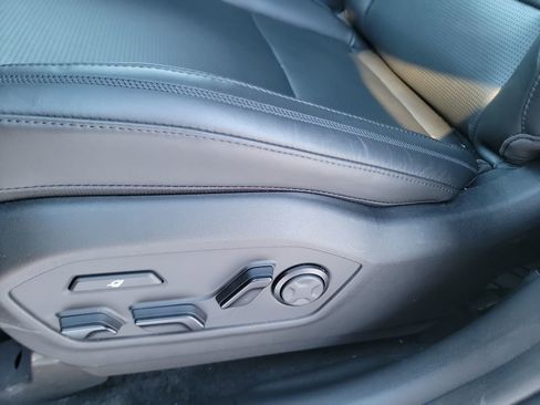 Used 2024 Hyundai Santa Fe Calligraphy image 12