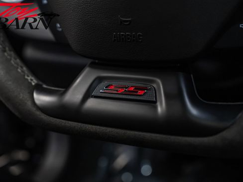 Used 2022 Chevrolet Camaro SS image 35