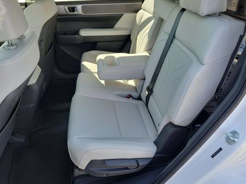 New 2027 Hyundai Santa Fe SEL FWD image 25