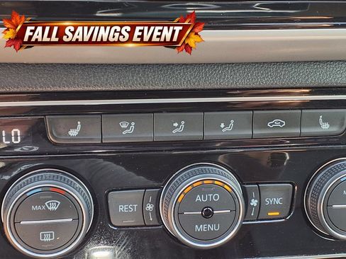Used 2022 Volkswagen Atlas SE AWD/4WD image 16