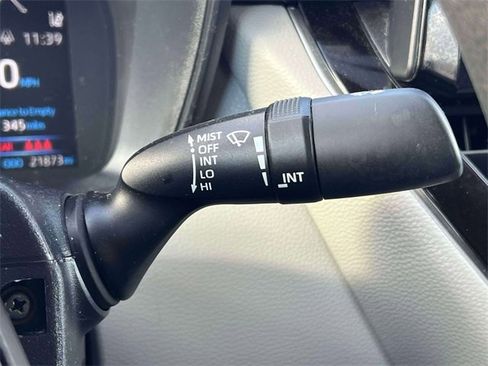 Used 2022 Toyota Corolla LE image 26