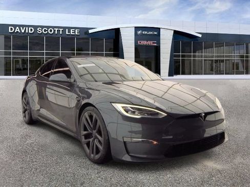 Used 2022 Tesla Model S Plaid AWD/4WD image 2