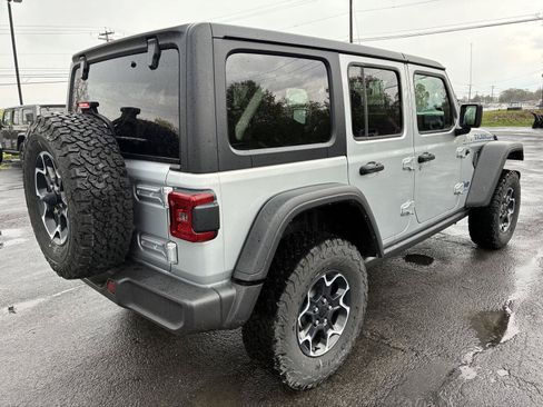 New 2023 Jeep Wrangler Unlimited Rubicon 4xe w/ Cold Weather Group AWD/4WD image 7
