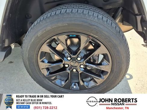 Used 2022 Jeep Wrangler Unlimited Sahara w/ Cold Weather Group image 26