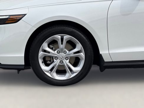 Certified 2023 Honda Accord LX image 12