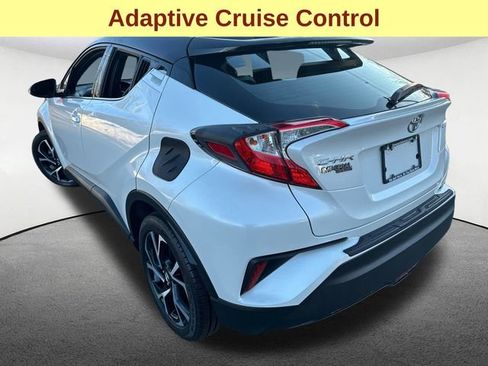 Used 2019 Toyota C-HR Limited image 8