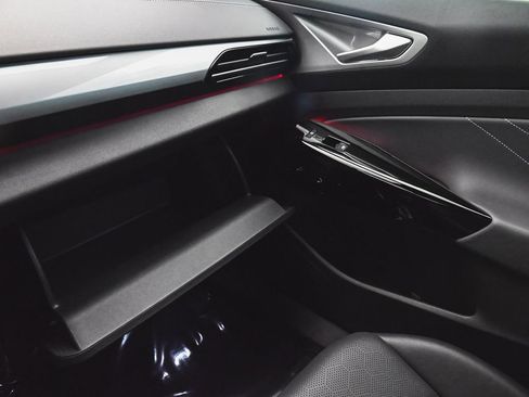 Used 2023 Volkswagen ID.4 Pro S image 16