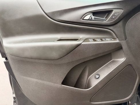 Certified 2024 Chevrolet Equinox LT w/ LPO, Floor Liner Package image 19