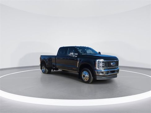 Used 2024 Ford F450 Lariat w/ Lariat Ultimate Package image 2
