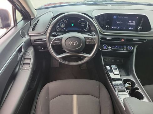 Used 2022 Hyundai Sonata SEL w/ Convenience Package FWD image 12