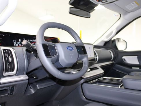 New 2026 Ford Expedition Max Active RWD image 25