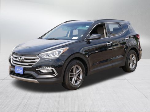 Used 2017 Hyundai Santa Fe Sport AWD/4WD image 3