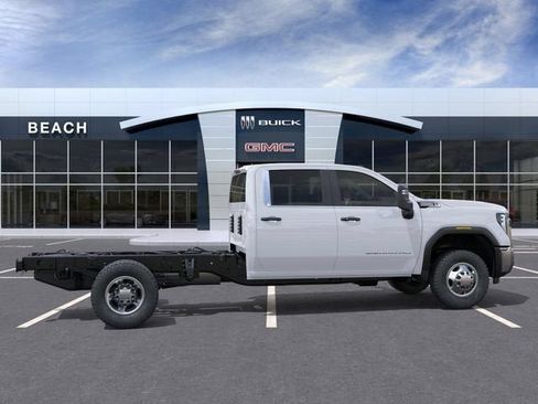 New 2026 GMC Sierra 3500 Pro w/ Convenience Package AWD/4WD image 5