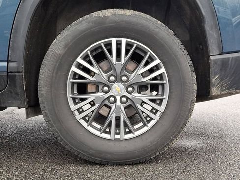 Certified 2025 Chevrolet Traverse LT image 8