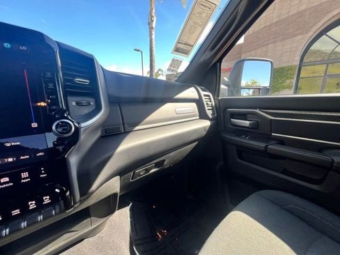 Used 2025 RAM 2500 Big Horn AWD/4WD image 22