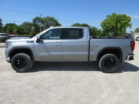 New 2026 GMC Sierra 1500 SLT w/ SLT Convenience Package AWD/4WD image 10