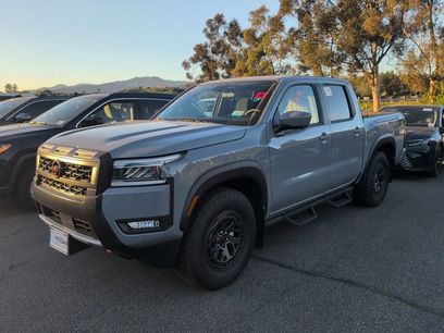 Used 2025 Nissan Frontier Pro-X w/ Pro Convenience Package