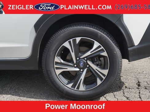 Used 2024 Subaru Crosstrek 2.0i Premium AWD/4WD image 9