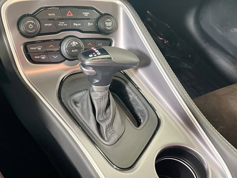 Used 2019 Dodge Challenger R/T w/ T/A Package image 17