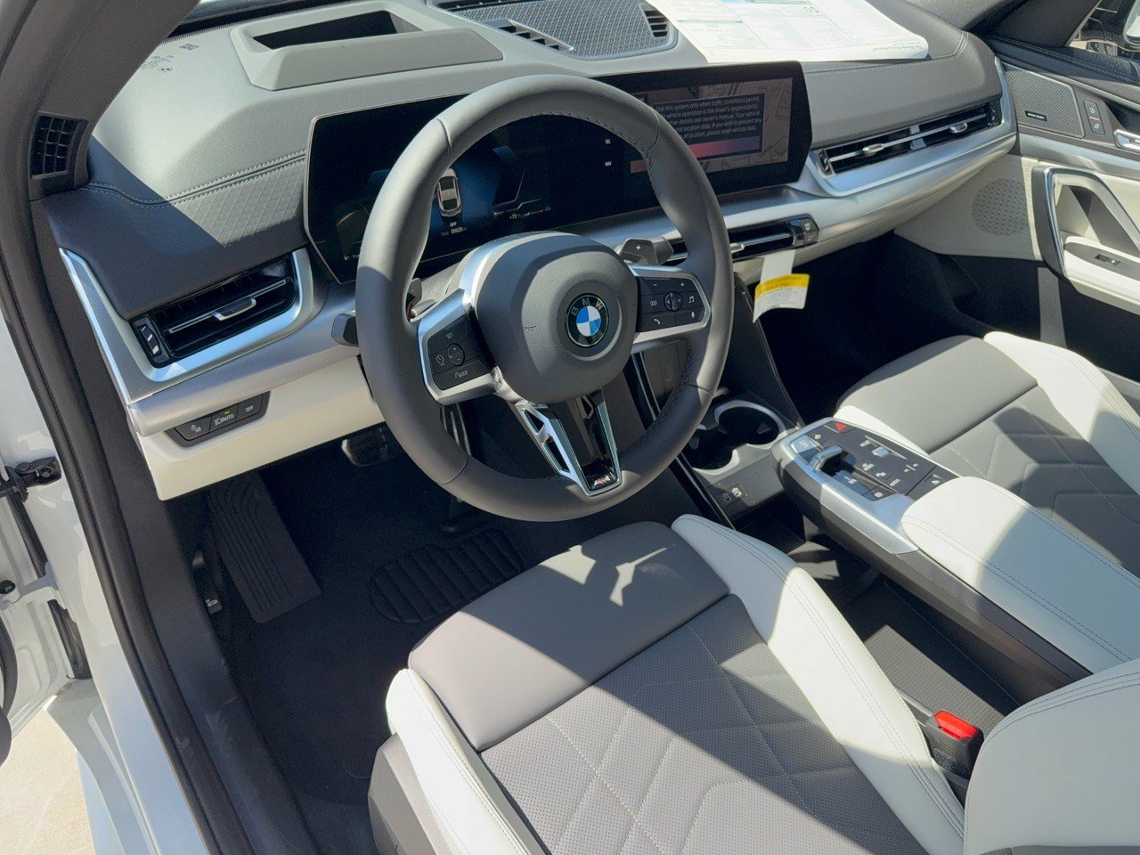 New 2027 BMW X2 xDrive28i AWD/4WD image 4