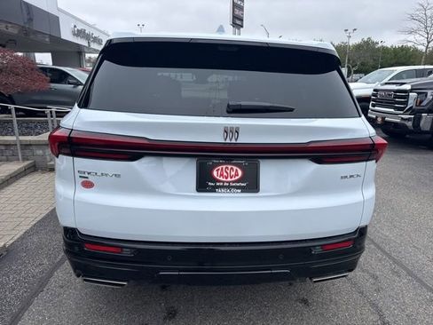 New 2026 Buick Enclave Sport Touring w/ Power Package image 7
