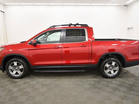 Certified 2025 Honda Ridgeline RTL image 5