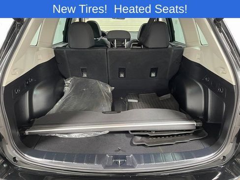 Used 2023 Subaru Forester Premium AWD/4WD image 24