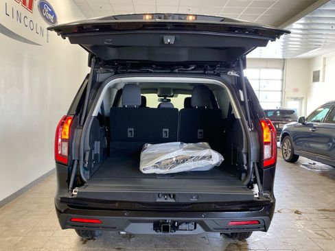 New 2026 Ford Expedition Max Active AWD/4WD image 11