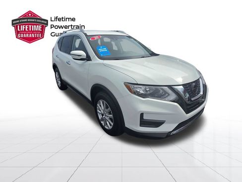 Used 2020 Nissan Rogue SV FWD image 5