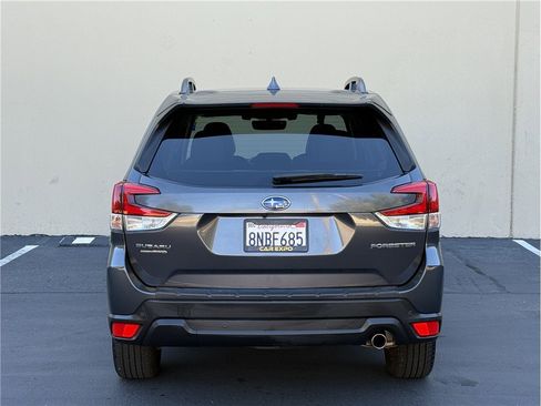 Used 2020 Subaru Forester Limited w/ Popular Package #3 AWD/4WD image 5