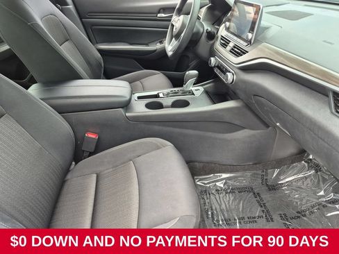 Used 2025 Nissan Altima 2.5 SV FWD image 30
