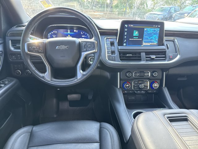 Used 2022 Chevrolet Tahoe Z71 w/ Luxury Package AWD/4WD image 23