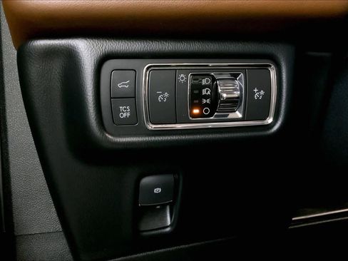 Used 2022 Lincoln Nautilus Reserve image 63