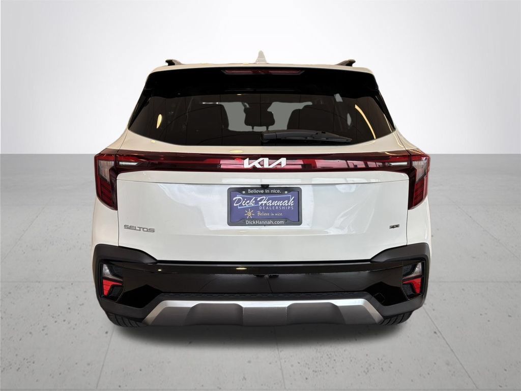 Used 2024 Kia Seltos SX AWD/4WD image 8