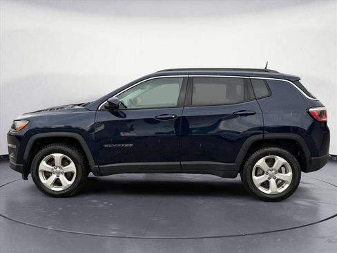 Used 2018 Jeep Compass Latitude w/ Cold Weather Group image 3