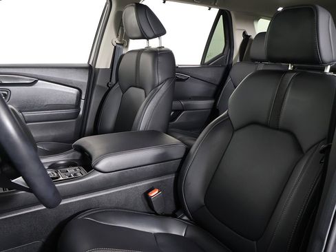 Used 2025 Honda Pilot EX-L image 28