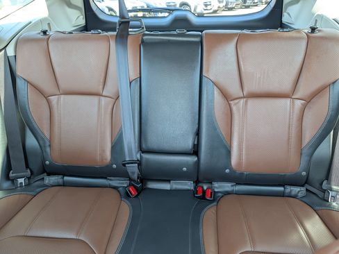 Used 2024 Subaru Forester Touring w/ POP Package 3 AWD/4WD image 13