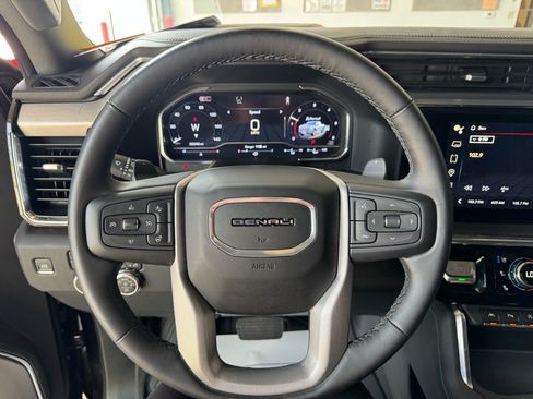 Certified 2024 GMC Sierra 1500 Denali w/ Technology Package AWD/4WD image 30